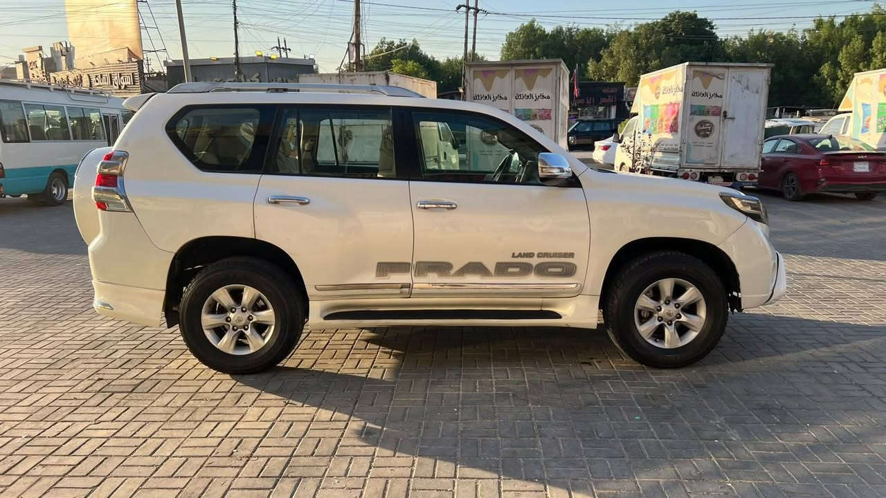 السلام عليكم للبيع او مراوس تويوتا برادو موديل ٢٠١١ محرك ٢٧٠٠ اربعه سلندر تدفئة وتبريد ثلاث قطع سبعه راكب فور ويل شاشه كاميرا مري شفط داخل نظيف كهربائيات كلهه تشتغل مكفوله من الحادث بيها صبغ جزء من ثلاث قطع بدون معجون ولا حادث اثر خدوش بسيطه كير ومحرك مكفولات تخم تاير جديد مكانها بغداد الدوره هاتف *********** سعرها ١٩٥ بغداد, العراق
