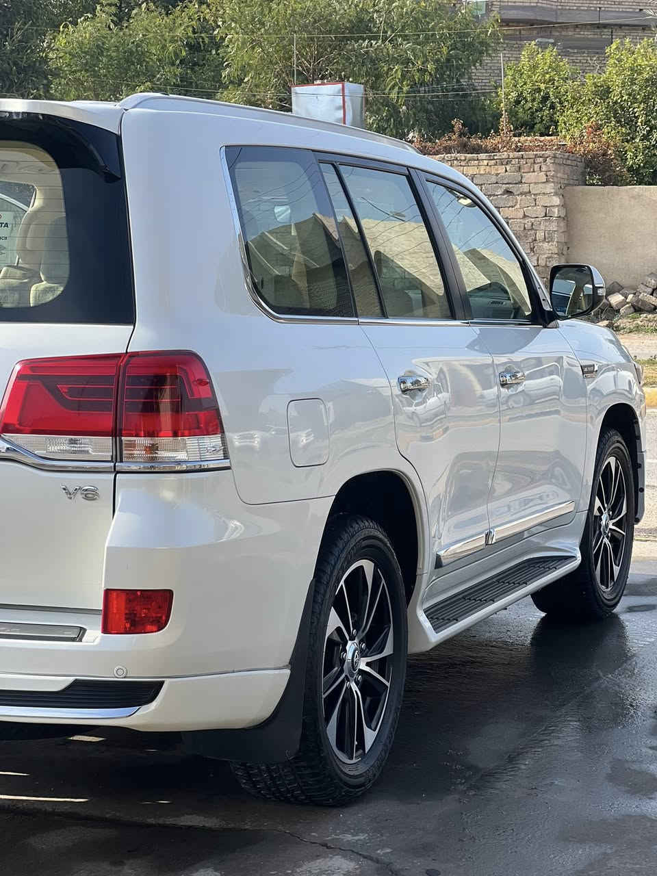 سلام عليكم سياره لاندكروزر 2017وايت ادشن SASاصلي فول مواصفات سياره ماشيه ٩١سياره جديده معنى كلمه دينار واحد متصرف عليه سياره كفاله ماعده جمالغ امامي ايسر بيه بارد اربع أصابع دعاميات كفاله عامه اي استفسار اتصل عل رقم ***********
