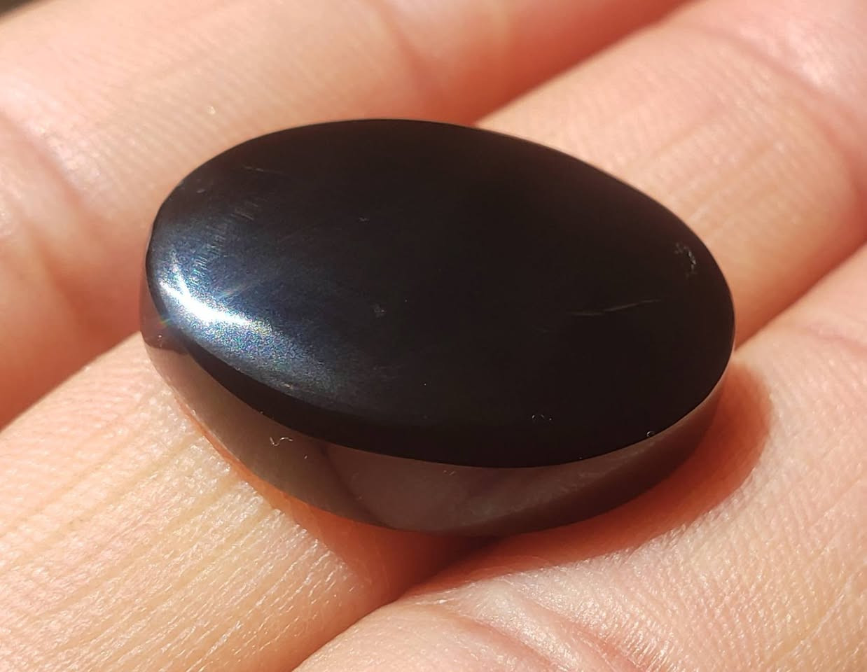 عقيق اسود يشف احمر يماني انسي اصلي طبيعي حر غير مجمر ولا معالج فقط جراخة وصقل لعشاق الأحجار اليمانية الاصليه والطبيعية النادره يسعدنا تلقي استفساراتكم على الخاص 
#العقيق_اليماني_الاصلي_الطبيعي_الحر


**إذا كنت صاحب هذا الإعلان وتريد حذفه لأي سبب، رجاءا أرسل رسالة إلى الدعم الفني**