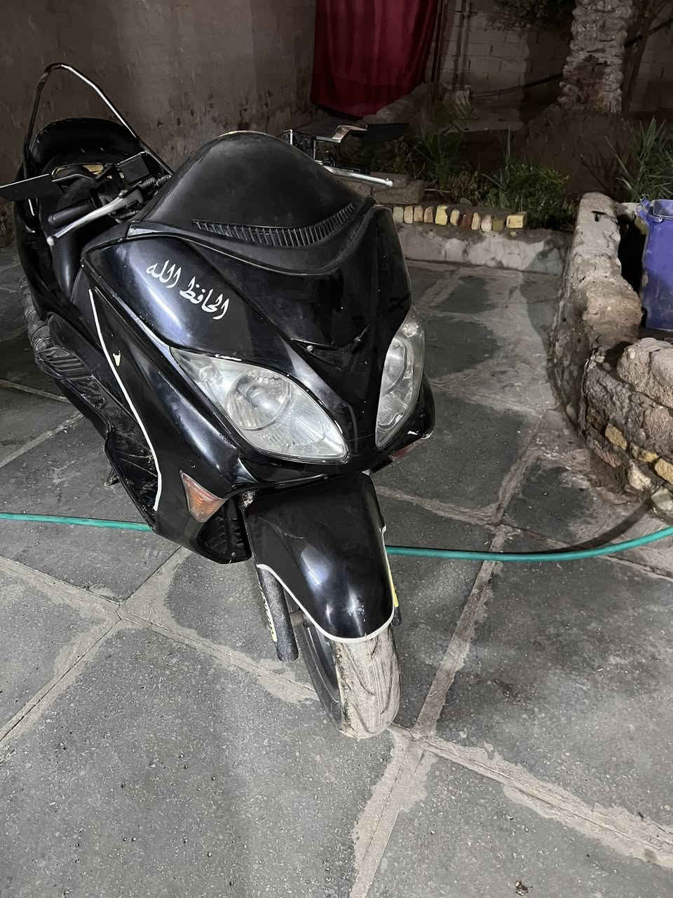 للبيع مكاني البصرة القرنة 

دراجة خير من الله لاتنقيص لاتبخير 

بيهه ملاحضات بسيطة بالكفرا الرجه بس والكشن عوزة دوشمة

***********

واتس واتصال موجود
