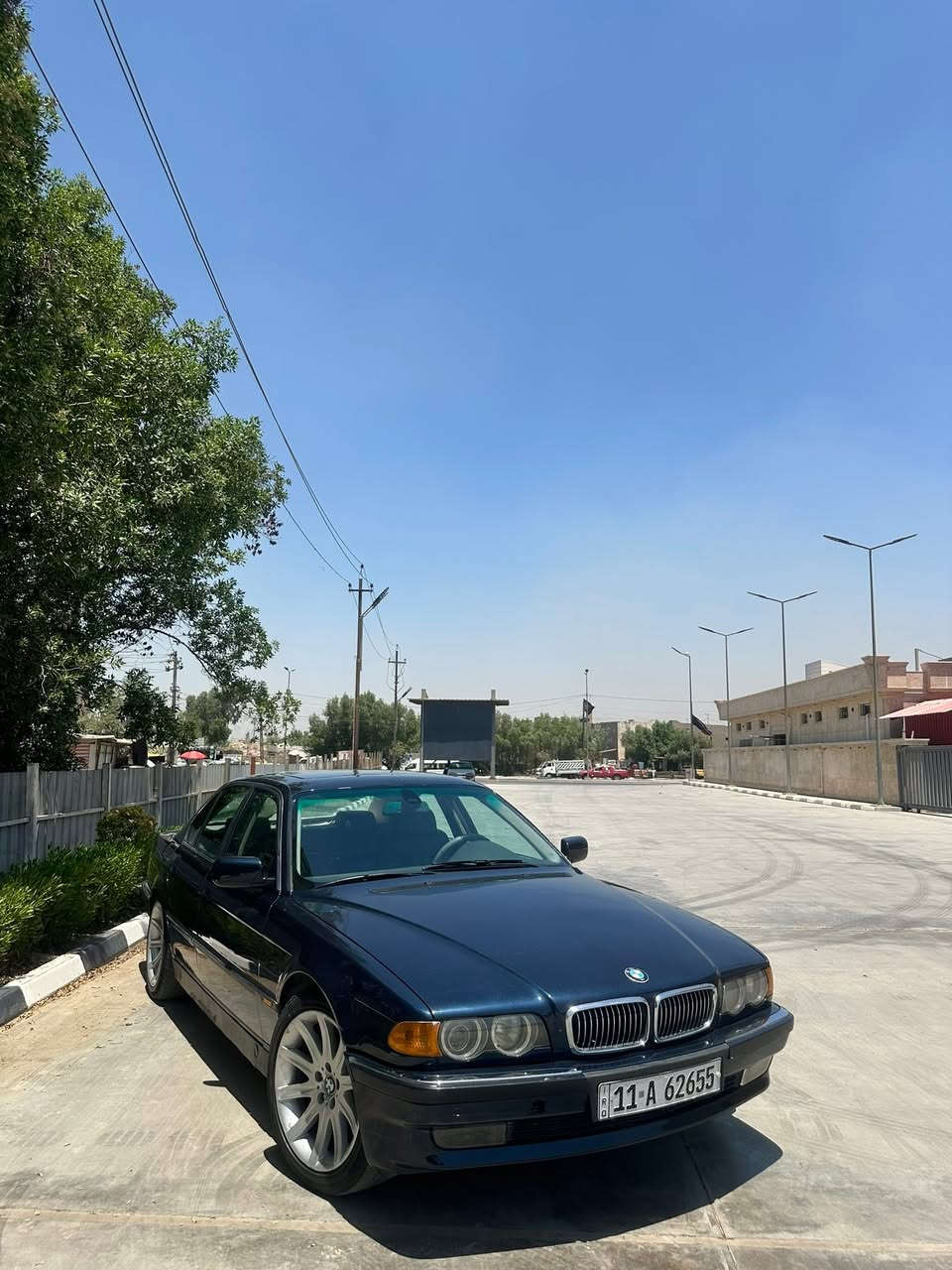 السلام عليكم
بي ام 730 اصل محرك 40
موديل 95 
رقم بغداد الدولي سنويه وهزه جديدات بأسمي 
فول مواصفات 
مصبوغه عام للجماليه بدون ضربه 
السياره جاهزه للأخير 
مكاني البياع حي الاعلام 
السعر 92 وبيها مجال بسيط 
رقمي : ***********
