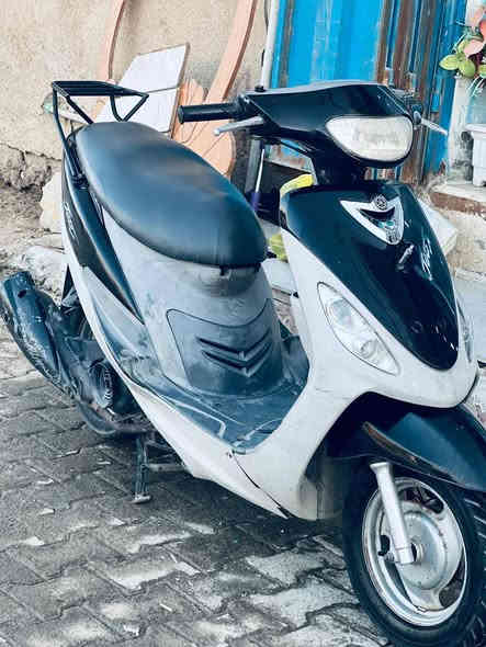 دراجه ماكس منغولي للبيع الدراجه مشتريلهه كفر تجاري و الاصلي لون كرزي سعرهه 750. اتصال ***********
