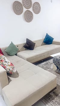 كورنر ٧ مقاعد • يتحول لسرير • هيكل حديد