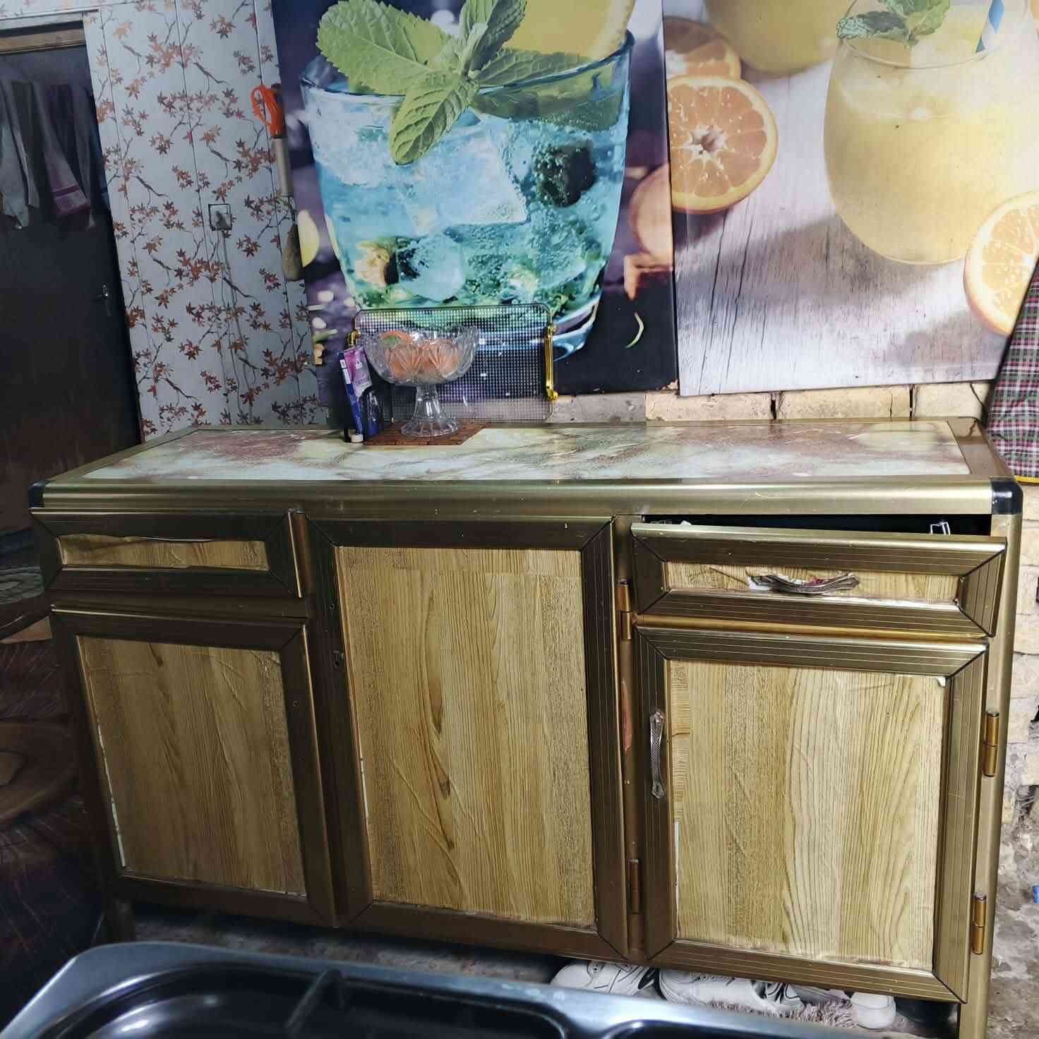 كاونتر 3قطع نضيف ب90 شراي خاص


**إذا كنت صاحب هذا الإعلان وتريد حذفه لأي سبب، رجاءا أرسل رسالة إلى الدعم الفني**