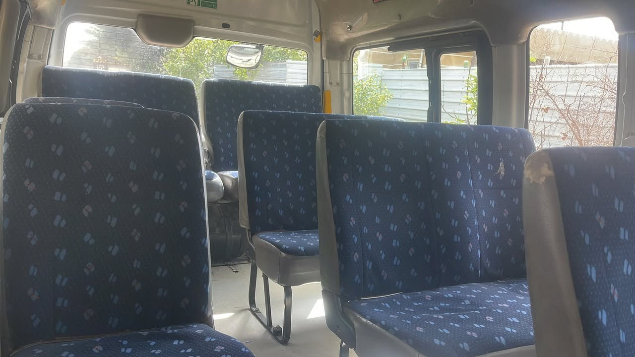 سلام وعليكم إخوان سيارة نيسان اورفأن عالية للبيع موديل ١٩ تفاصيل سيارة موجود كلشي مصور بلمنشور بارد وصبغ بتكمة فوك سايق بية عشرين سانتيم مصلحة ومصبغ طخة سقافية وكير ومكنية وكسن ومنظومة غاز وحدادة صدر خير من الله عل فحص العنوان ناحية الرشيد قرب طريق بقداد كربلاء السعر ٢٢٥ وبية مجال بصيط الطيبين تلفون 📞 ***********
