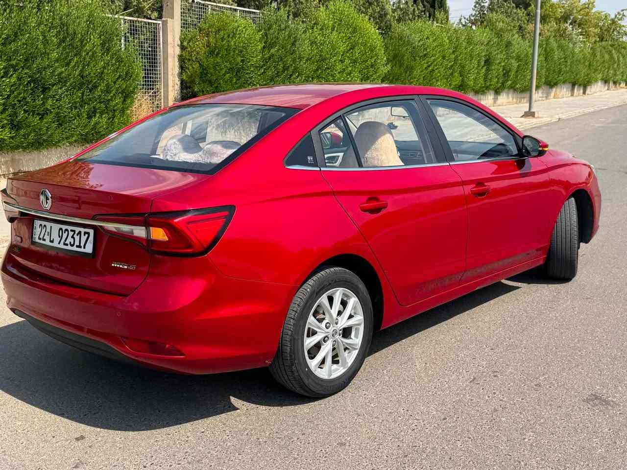 MG 5 2024 Comford 🔥
ئێمجی ٥ ٢٠٢٤ مواسەفات کۆمفۆرد 
مواسەفات : پێش و پشت لید ، ویل کەپ ، ئاوێنە ئیشاڕە ، ناو زەرد ، شاشە گەورە ، بەسمە ، سوکان ڤۆلیۆم 
تەنها ٢٤ هەزور ڕۆشتووە 
بە شکلێکی عام سەیارەکە زۆر جوانە 
دوو جێی بچوک PDR 
سۆنەرەکەیم داناوە 
زەمانی شەریکەی MG 
نرخ : ١٠٢$ 🔥🔥
پەیوەندی ؛ *********** Singapore
