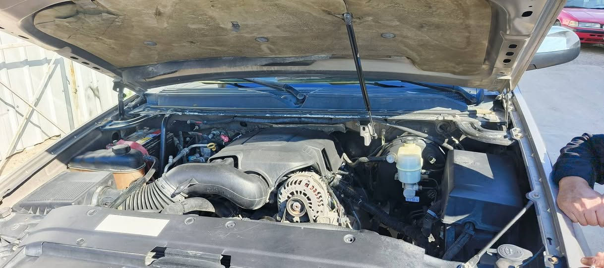 سلام عليكم جمسي بتره مديل 2007 سياره جاهزه للاخير تخم تاير تيريد مكينه كير صدر كله جاهز سياره بدون حادث ولا طخه مصبوغه للجماليه فقط القماره ممصبوغه رقم كركوك الماني قرار 48  العسر 137 وبي مجال مكان سياره كركوك ‏‪***********‬‏
