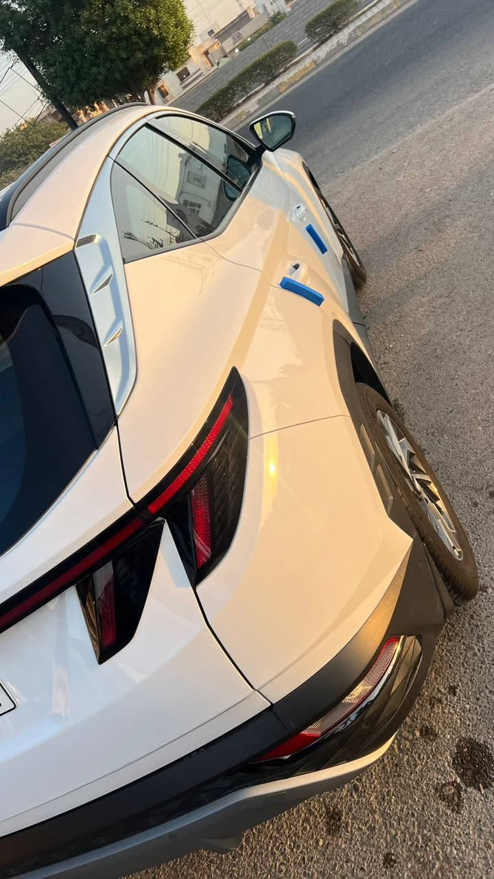 السلام عليكم
توسان موديل 24 
مكفولة كفالة عامة اربيل بااسمنا تحويل مباشر
فول عدا البانوراما 
ماشية 45 الف 
مكفولة من الصبغ والبارد والشخوط
المواصفات 
كراسي كهرباء
داخل بيجي
عداد الكتروني
هند بريك بصمة
وبقية المواصفات المعروفة
مكاني رمادي 
***********
السعرر // 209 سعر نهائي
