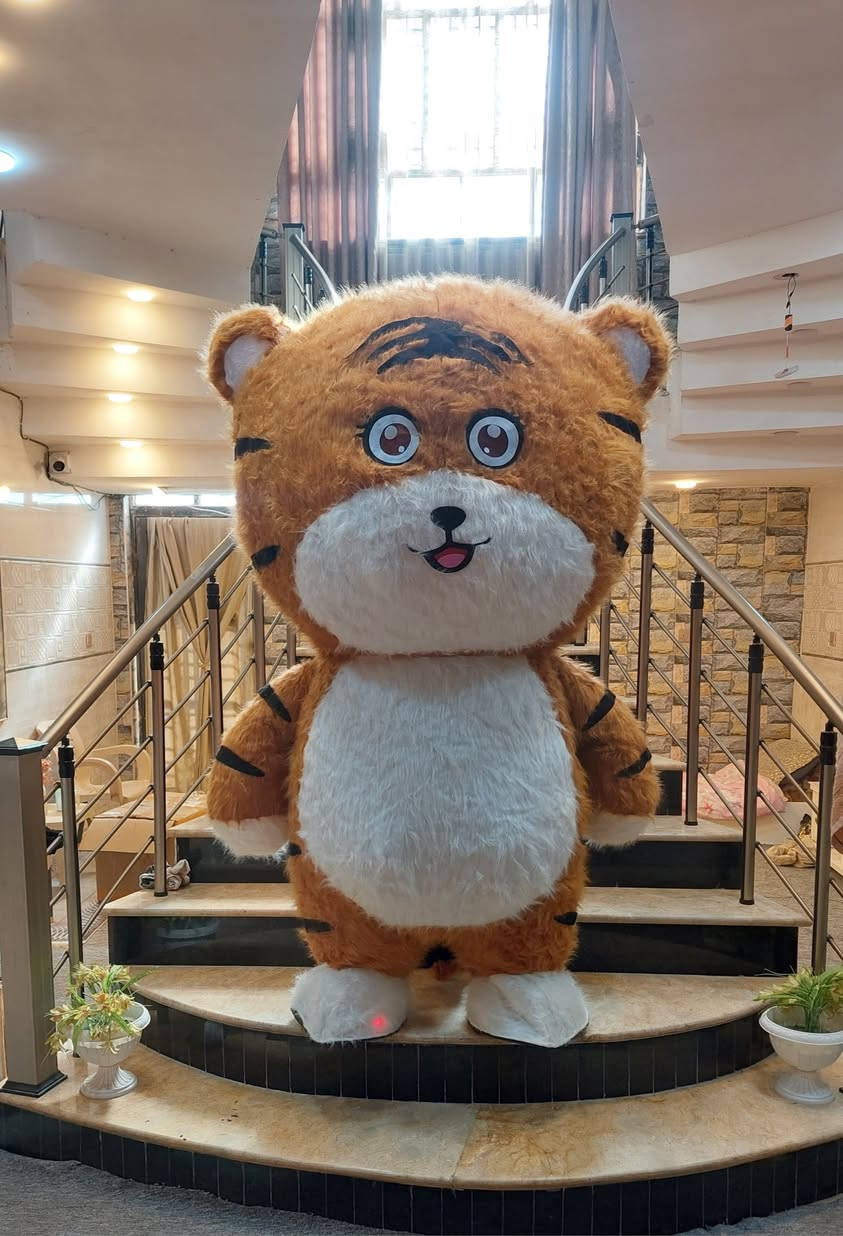 ازياء تنكرية نفخ مع ملحقات التشغيل  ولبسات تنكرية مختلفة  وبضاعة DHL ((للجادين)) الحجز  والاستفسار وات ساب ***********
