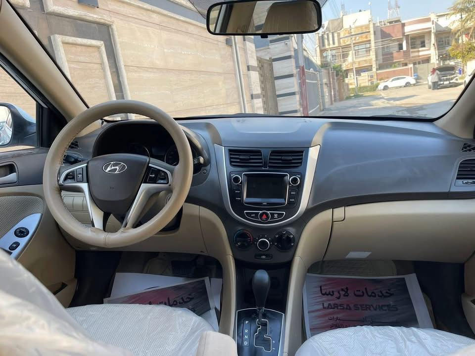 اكسنت ٢٠١٥ خليجي بدون صبغ مكفولة رقم بغداد بسمي سنوية جديدة السعر ٩٠ ورقة مجال بسيط للاستفسار *********** غير متواجد على الانترنت
