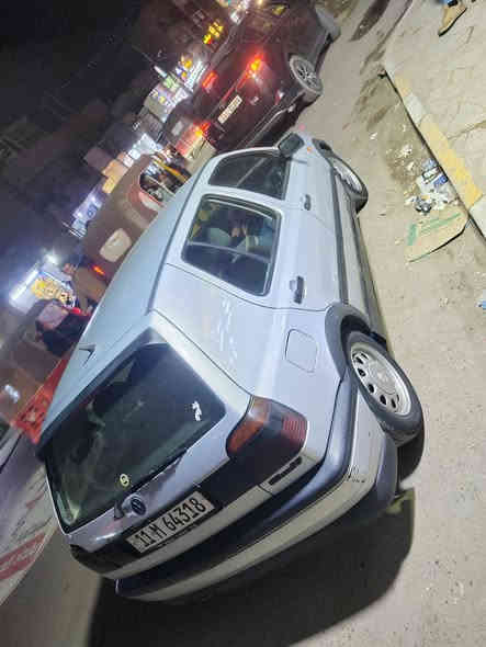 السلام عليكم اخواني الكرام للبيع فولكس واكن كولف موديل 1994 لون سلفر بدون صبغ بدون ضربة طخات كلش خفيفة صدر امامي خلفي كلة نضيف مسويلها إدامة بلكات فلاتر تخم واير بلك درايم شفت جدد تخم اذاين جدد باتري جديد مكينة حجم 2000 محرك كير كلج كلش ممتازات السيارة كير عادي كلش انطلاقتها سريعة ومعدل وسرعة امشي بيها شكد ميعحبك عداد المشي 156 الف سيارة علي ايد وحدة دواخل السيارة جديدة كشنات 4 تجاوي كهربائيات السيارة كلها شغالة مازدات عدسة شباك خطين بك لايت V6R  بلوجكتر بلادي اصلي ويل كب بلادي هوة و الكبات
تايرات نضيفة 
رقمها الجديد وسنوية مجددها وهزة جديذة  
السيارة سنتر لوك بلادي مسجل سمعات تخم جدد 
السعر 51 ورقة وبيها مجال بسيط جدا 
العنوان بغداد الجديدة 
*********** عبدالستار
