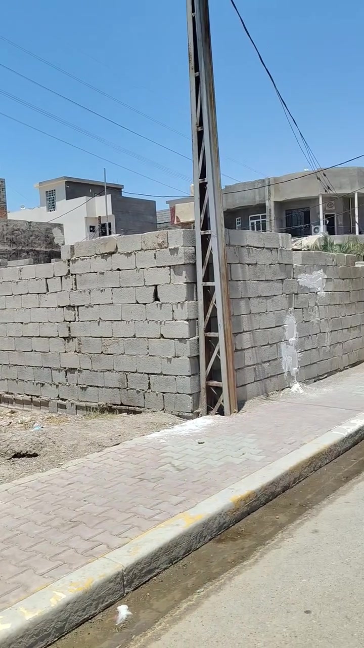 قطعه للبيع 350متر ركن استفسار خاص اتصال عل رقم ***********
السعر ب215مليون واجهه 17ونص 

نزال20 ترهم استثمار وتصير بيها 4مشتملات
