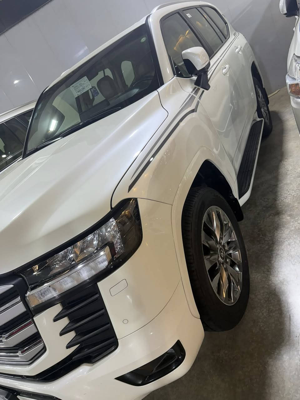 للبيع لاندكروز موديل 2022.  ساز.     GXR
فول مواصفات

السياره مغلفه ppf 

مكينه 4000تنفس طبيعي

اتلث شاشات 

ماشيه 74

بأسمي تحويل مباشر

هاتف ***********

عنوان البياع معرض الماسه
