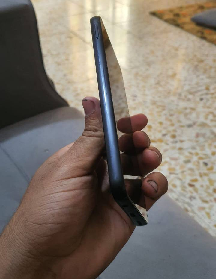 السلام وعليكم ورحمه الله وبركاته
للبيع سامسونك A05 
ذاكره 128 
بطاريه 5000
الجهاز استخدام شهر فقط جديد كامل دبل خط مكفول كفاله عامه شخط واحد مابيه 
السعر 135 مكاني بابل شارع السياحي
متواجد خاص اهلا وسهلا


**إذا كنت صاحب هذا الإعلان وتريد حذفه لأي سبب، رجاءا أرسل رسالة إلى الدعم الفني**