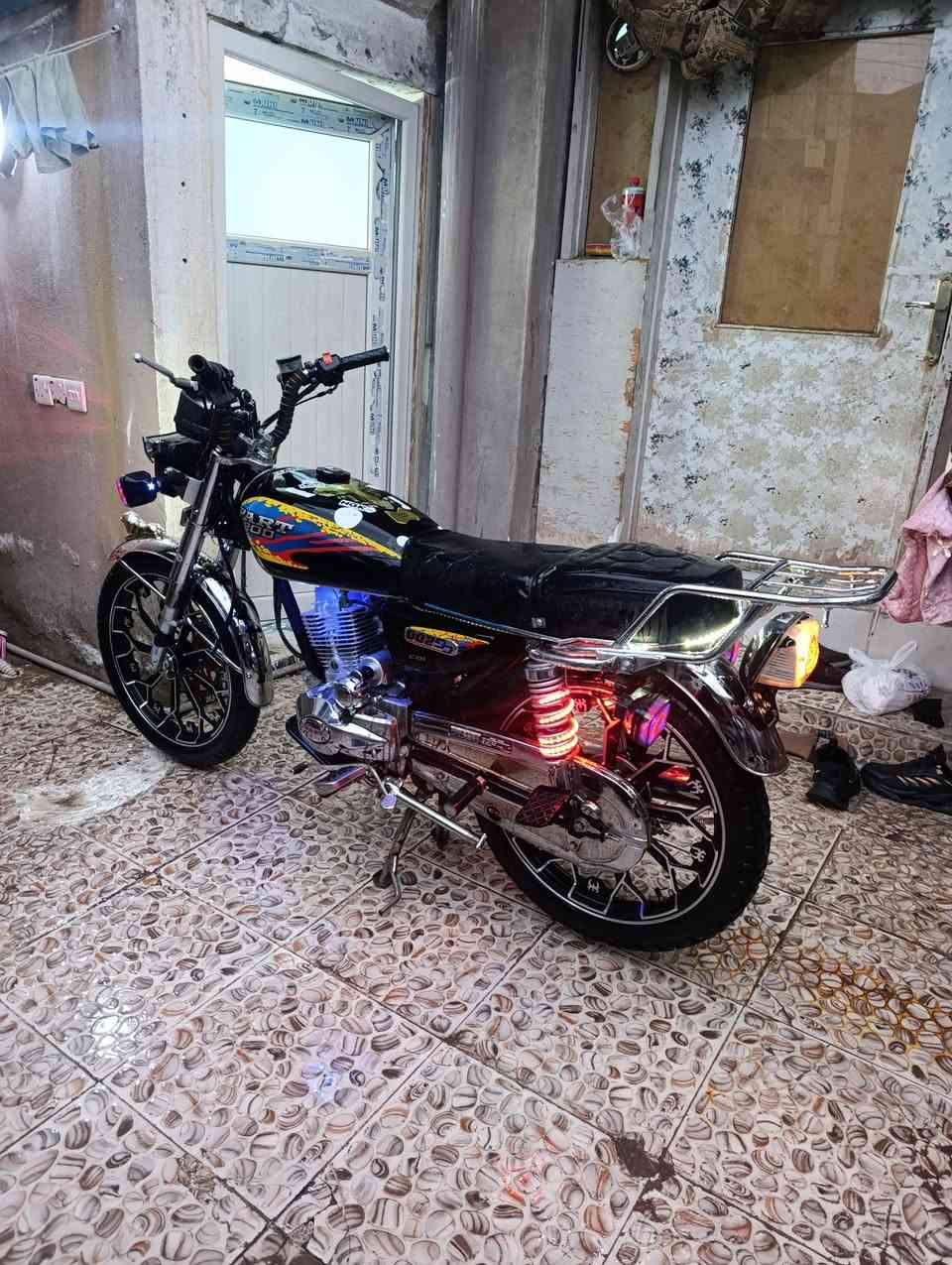 بارت 🏍200
 مرش سلف كامل كهربا شغال
مكنتو كبس منفيس 🎫🎫اصلي 
عنوان اربيل
***********➡ ➡📲وتساب موجد ✅
السعر 590 بي مجال شوي 
بي حق جيه 
ملاحظه ➡محرك مكنه كبس ✅
*********** 🏍🛵🏍
