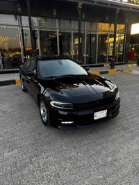 تشارجر SXT • ٢٠١٥ • ٦ سلندر