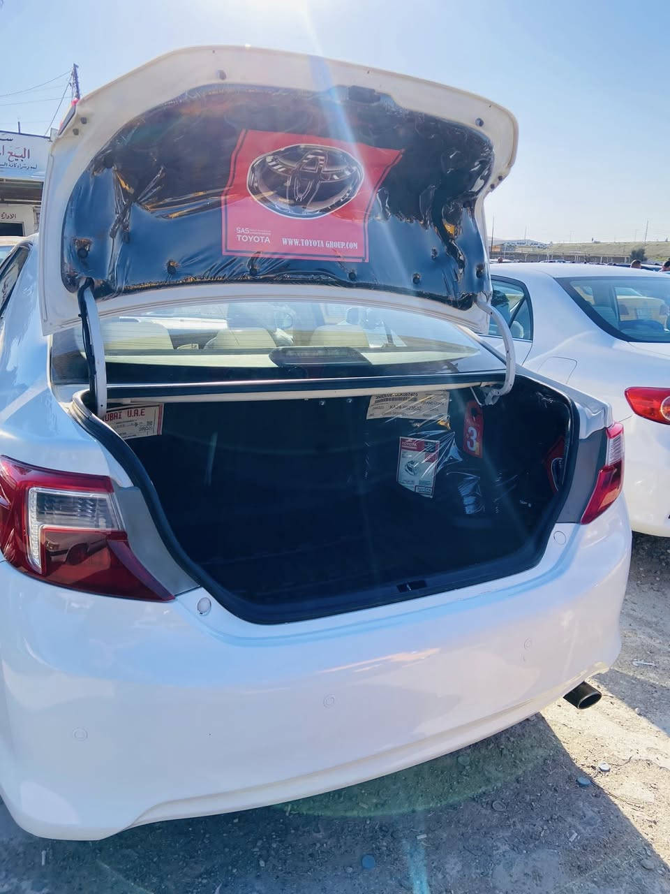 البيع كامري موديل 2012رقم سلمانيه سنويه جديده سياره بيها جاملغ صبغ شي قليل تخم تاير***********
