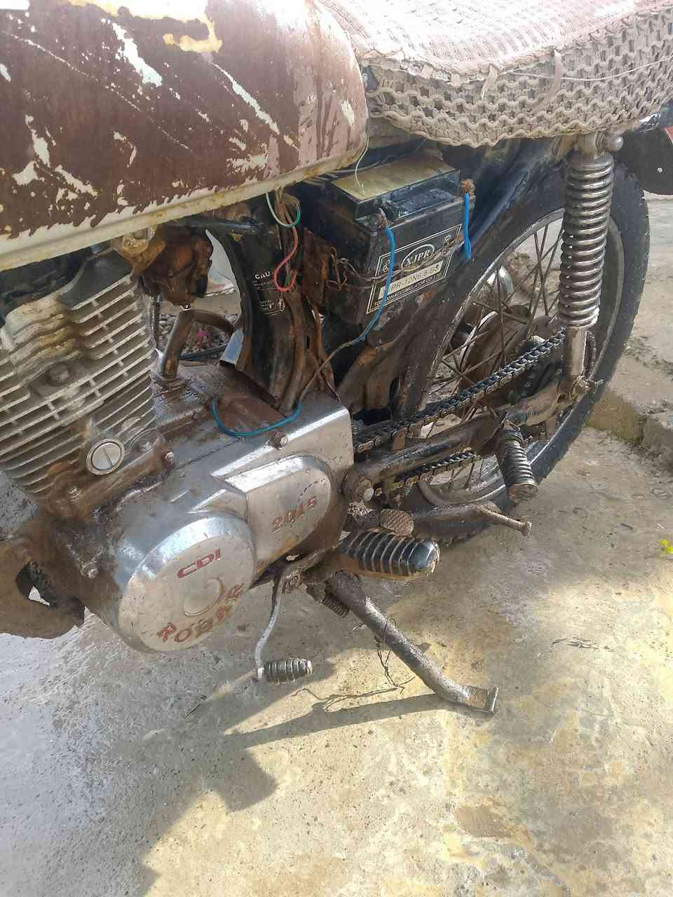 السلام عليكم شلونكم عيني موتور 125 وبي مجال قضاء الشرقاط بعاجه وهذا رقم التليفونب وموتور شرط ما مفتوح خمسه جير.   ‏‪***********‬‏ وهاي قلبي هاي رقم التلفون اللي حاب يتواصل وياي
