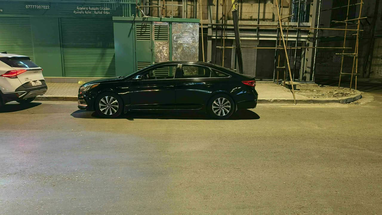 سوناتا 2016 للمراوس فقط سبورت نص مواصفات كشنات كهرباء جلد تحكمات ستيرن شاشة كبيرة كامرة اشاير بالمري محرك 2400 gdi رقم سليمانية دولي الجديد تريد وكالة او تحويل بل يعجبك سيارة جديدة بيها صبغ قطعتين فقط بدون دواخل لغود شواصي مكفولات محرك كير مكفولات تخم تاير مراوس فقط هذا رقمي *********** تريد اتصل وبي واتساب مفتوح مكاني بغداد
