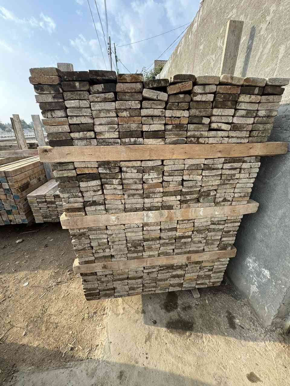 قالب خشب روسي انج تارس 25 شغله وحده
العدد 12 مكعب  للبيع 

العنوان حله 

الهاتف *********** - ***********
