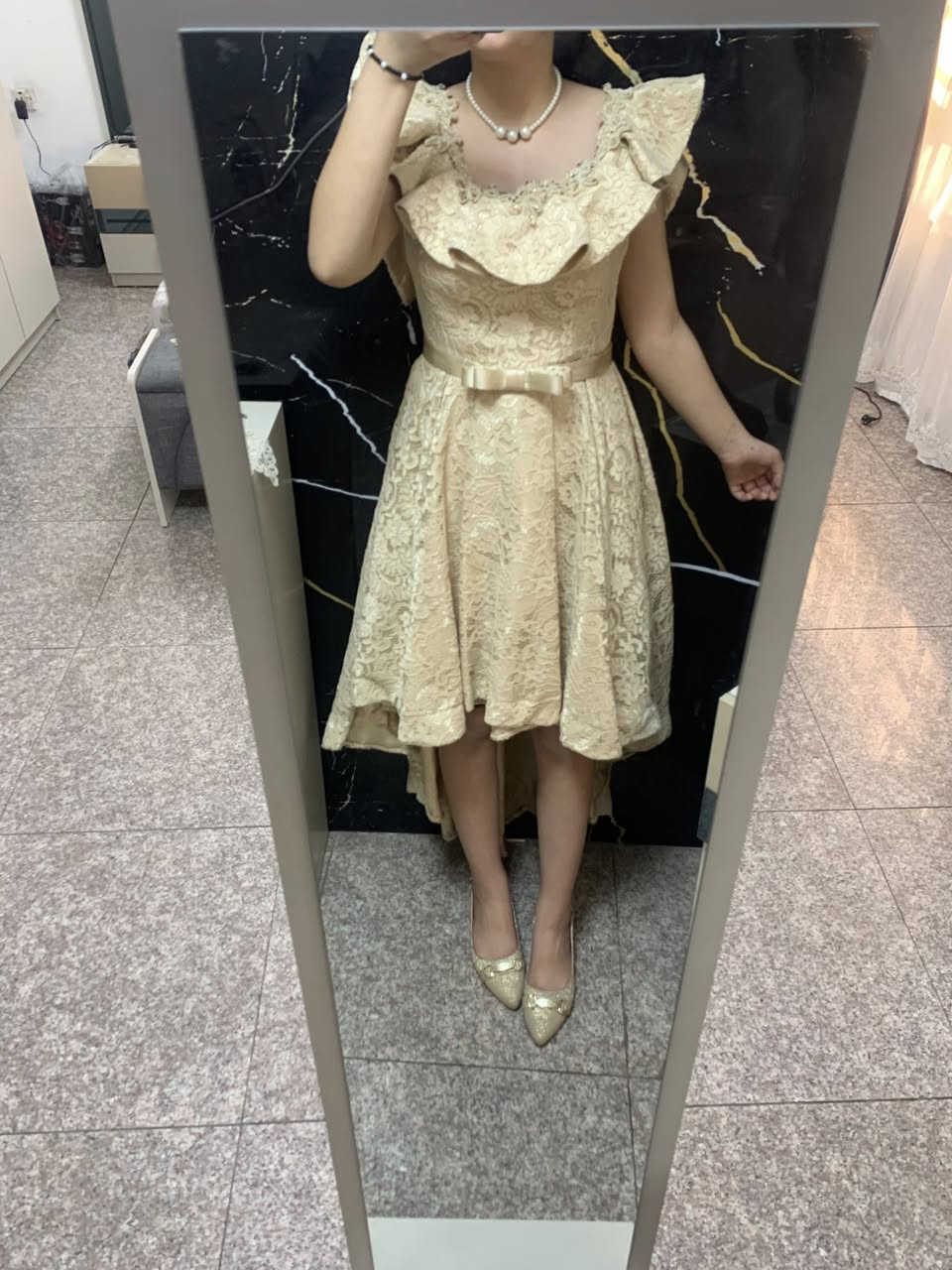 فساتين مناسبات الأسود مع الحذاء  قياس. 39ب 25والذهبي مع الحذاء قياس 40ب40


**إذا كنت صاحب هذا الإعلان وتريد حذفه لأي سبب، رجاءا أرسل رسالة إلى الدعم الفني**