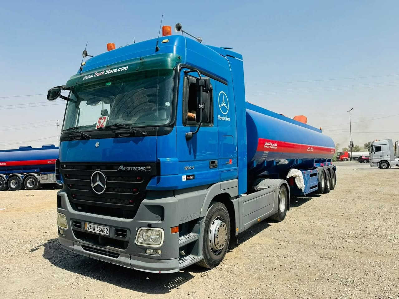 اكتروز موديل 2005 حجم 44 تكيال سنويه جديد كير اوتو 12 نمره  رقم دهوك سعر 4 دفاتر و15 ورقه مكانها رمادي 
***********
