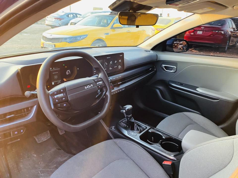 #يالله كيا كي 4 فورتي موديل 2025 دخول جديد 
مرقم مثني شهداء حجز سنتين فقط وكاله عامه 
بسم المشتري الضرر صبغ طرف الجاملغ والبنيد 
بدون فتح بدون تبديل فقط والباقي مكفول موصفات 
فول عده الفتحه بصمه تشغيل عن بعد ويل كروم 
بصمه ابواب مكينه 2000 دوش وباقي الموصفات 
واضحه الـسعر 160$ مـوجوده المثني الرميثيه 
تـفاصيل واتـساب (***********)
