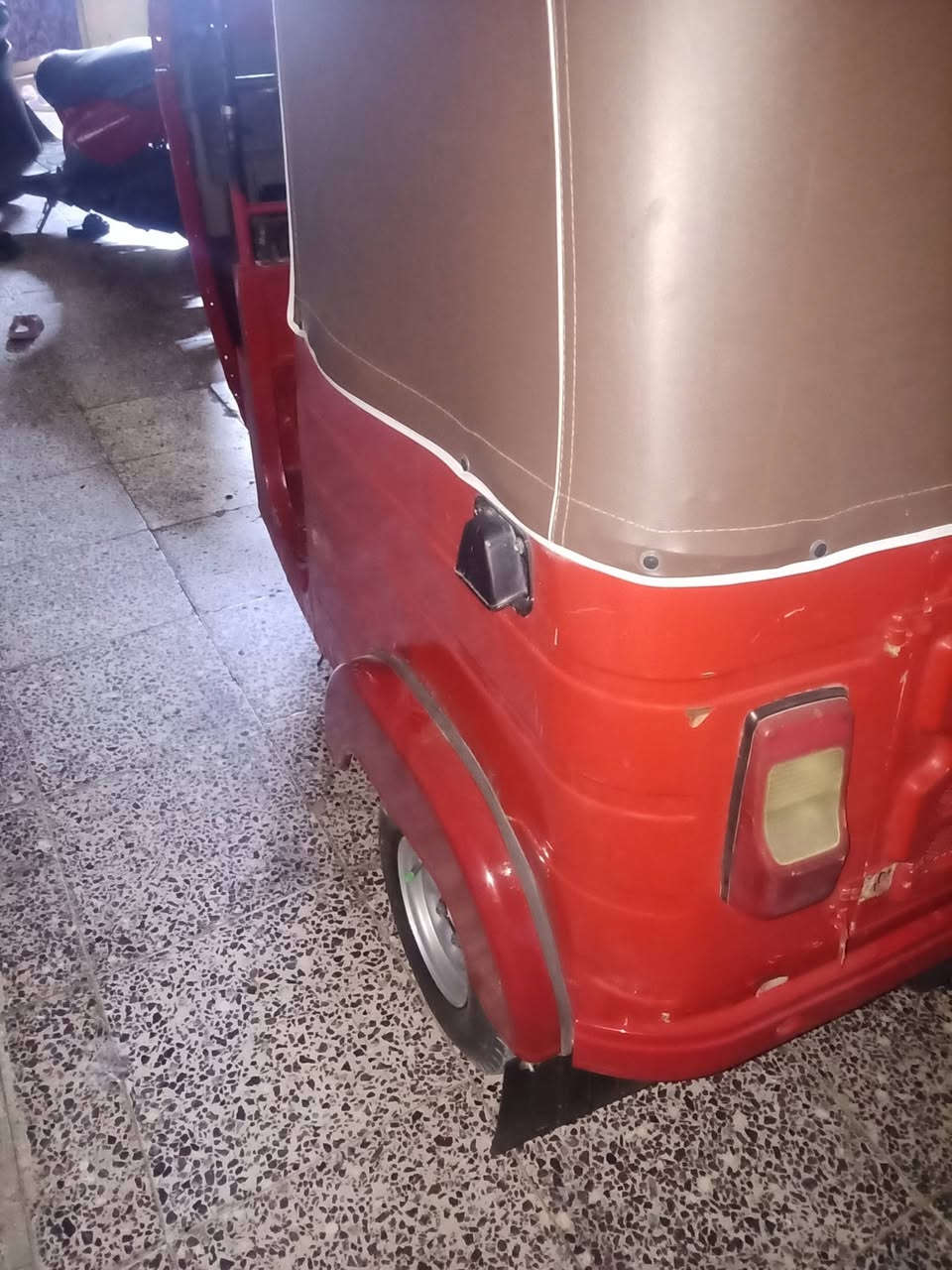 تكتك مديل 18معمره جاهزه مكينه حلوه لاتنقص ولا تبخررقم بغداد تحويل ثاني يوم سعر 5 مكان مدينه ***********
