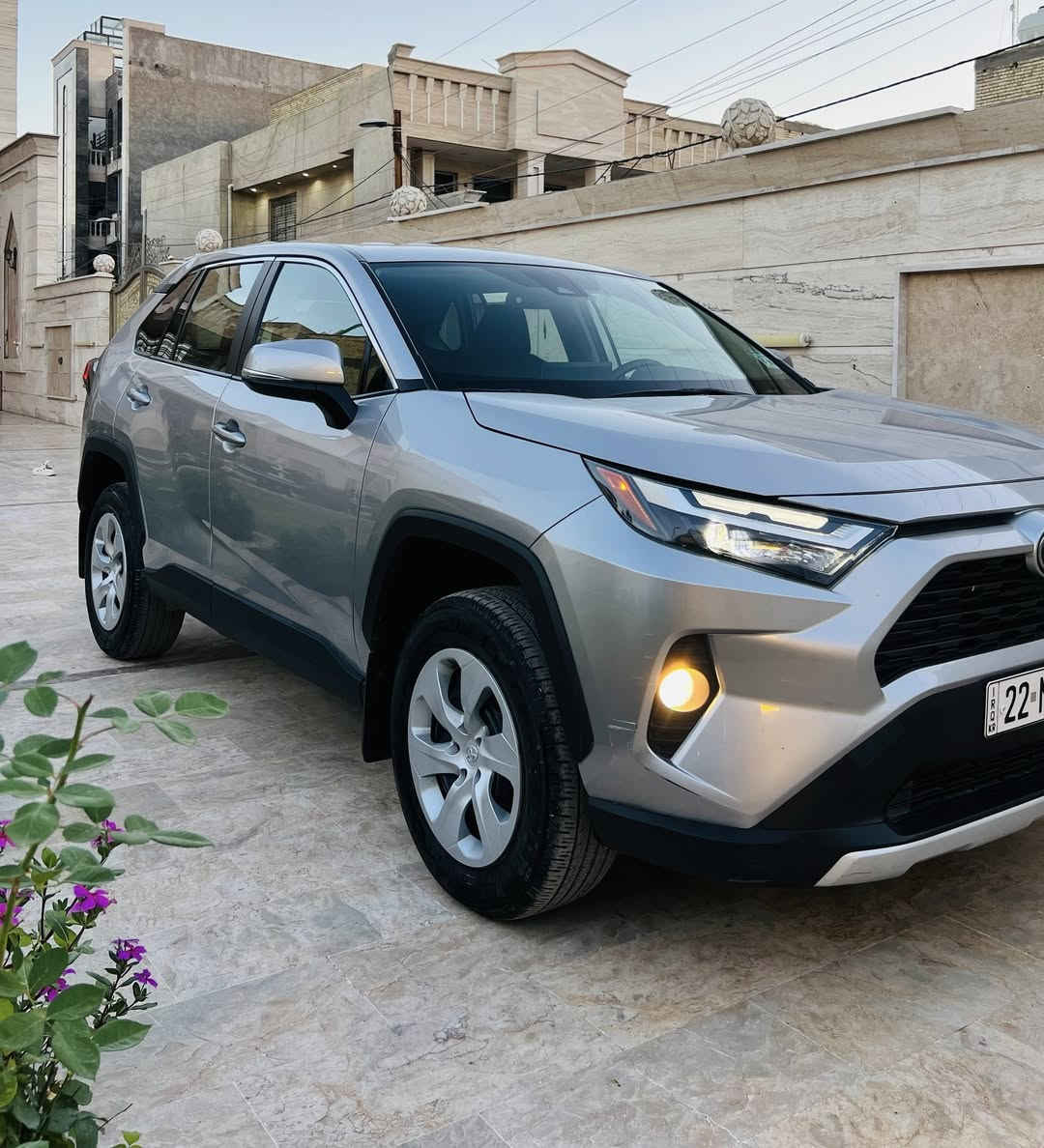 السلام عليكم 😎🔥 بيع مراوس شنو عندك نزل 

تيوتا راف 4 وارد امريكي 2024 بانزين فقط 

رقم اربيل ب اسم شركه تحويل مباشر ومضمون 
عداد المسافه 22 الف مايل 

صور الحادث موضح كدامك ب اسفل المنشور 🔻

تبديل دعاميه فقط 
ايرباك دركه 
المواصفات 🔰 LE
محرك 2.5 بانزين فقط 
فور ويل 
سويج شخاطه 
داخل مخمل 
شاشه
كامره 
وضعيات قياده 
اوتو هولد 
سايد بريك دكمه 
مانع تزحلق 
اطفاء ذاتي
تبريد قطعتين 
مخارج USB AUX
تبريد قطعتين 
وبعد بيها مواصفات 

السياره نظيفه  بمعنى الكلمه جاهزه من كلشي 
السعر المطلوب 225 وبيها مجال وبالعافيه ع الياخذها 

 📍 مكان السياره / بغداد الكاظميه 

📞 ***********

📞 ***********
