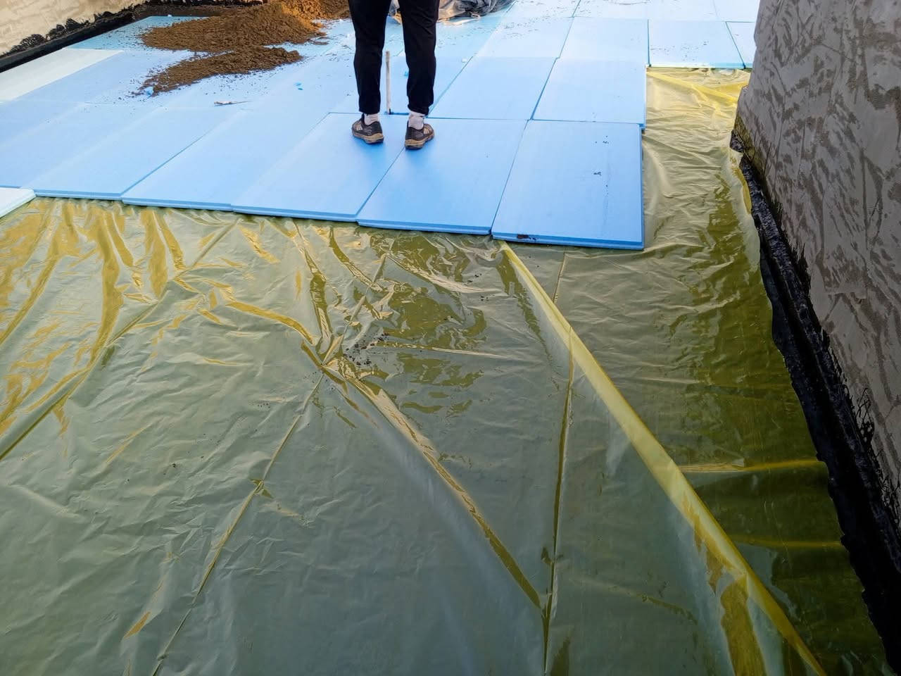 السلام عليكم

كادر  لتطبيك  الشتايكر. واعاده الماستك. بانسب الاسعار
تفاصيل العمل 
زفت الدوره ✅
شتايكر درجه اولئ. 3ونص سم ✅
زميج شط نضيف جدا ✅
نايلون زراعي  افضل نوعيه ✅
فوم  او فلين درجه اولئ ✅

شغل درجه اولئ رقم الهاتف وتساب موجود‏‪***********‬‏
