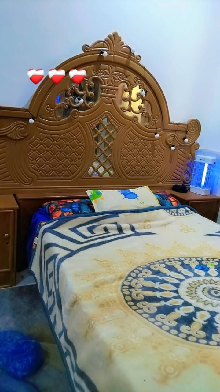 للبيع السعر 500 المكان كوفه
***********
