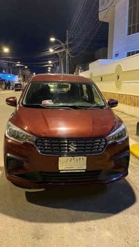 سازوكي ارتيجا موديل18 محرك 1500  قطعتين تبريد 7 راكب مكفوله من صبغ بيه...