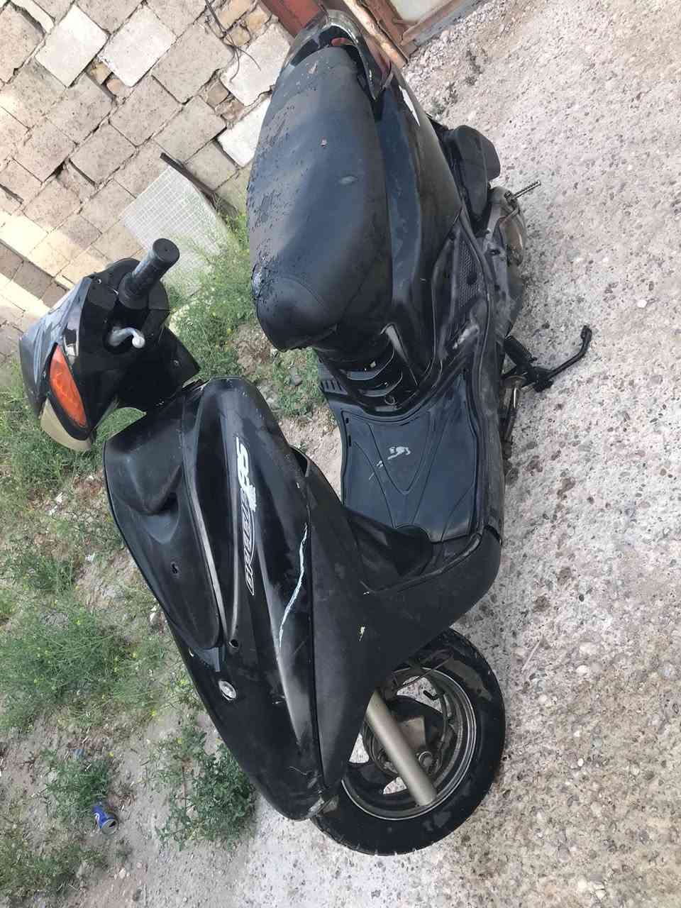 ‏سلام عليكم دراجة بريز لا مفتوحة ولا مجف مكاني بغداد الجادرية دراجة بريز عالي دايت بيها نواقص نواعم خاص.   375.    ***********
