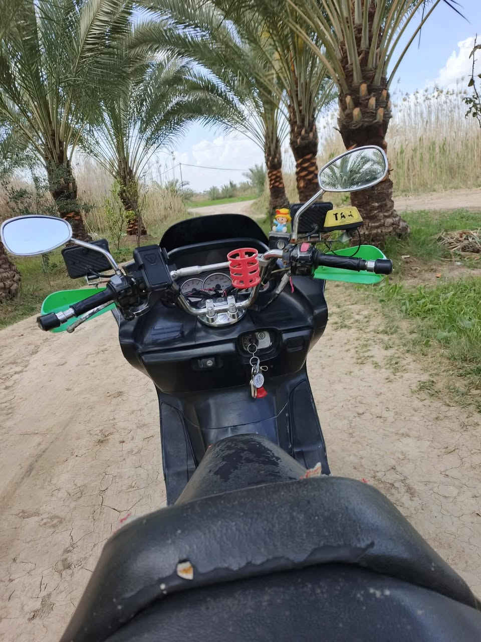 سلام عليكم دراجه ماجسته دبل رون للبيع دراجه شلعه معدل خير من الله كهربائيات كله كامله حساس رجل اوراق موجوده تاير امامي خلفي جدد دراجه ما ناقصه اي شي السعر 600وبي مجال قليل العنوان بغداد اللطيفيه رقم *********** بي واتساب
