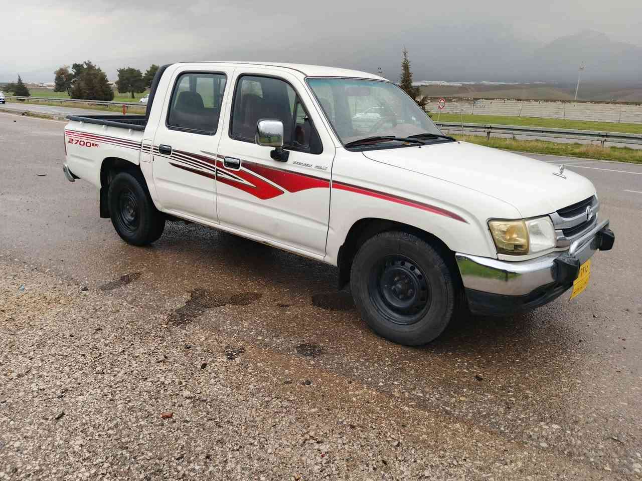 توێتا یابانی 2002تاقانە بێ بۆیاخ 240هەزار ڕۆیوە مەکینەو گێڕ بەشەر نرخی 125گەڵا لەپیرەمەگرونە سەیارەکە بەناوی خۆمەوەیە زۆر پاک ماوەتەوە ***********
