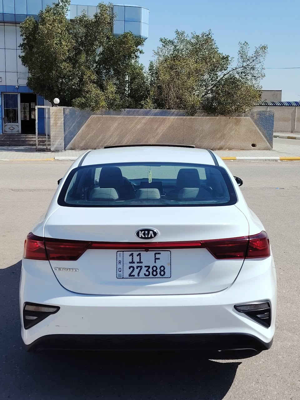 السلام عليكم
كيا سيراتو 2020 خليجي
مواصفات.
فتحه سلايت تبريد قطعتين 5 ويل كب مري شفط داخل لونين 5 تجاوي سستم نيكل  سياره جاهزه تخم تاير كير محرك
حداديه جديده سياره بدون صبغ فقط بارد كد شبر يم قبق البانزين والباقي كفاله ماشيه 80 الف فقط مفروشه جلد ارضيه
                   السعر 153 وبيها مجال

اي استفسار اتصال ***********
