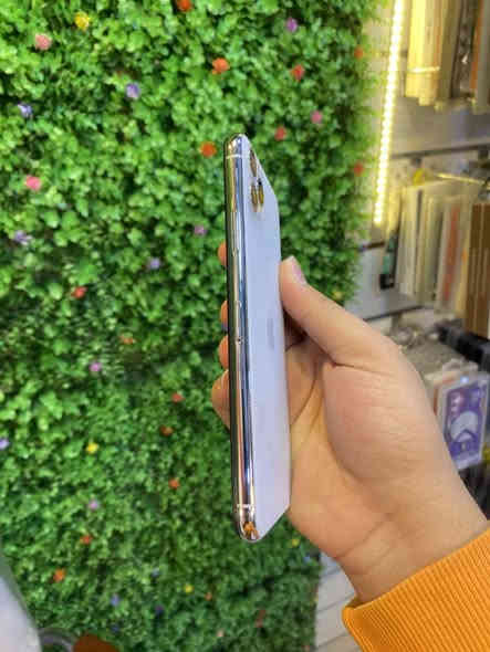 ايفون 11بروماكس 256بطاريه 100مبدل اصلي كلش نضيف فقط مبدل شاشه اصليه علمسوليت المحل بصمه شغاله وبي ضمان من محل نضافته اذا مو100 مرجوع كامل ملحقات

السعر 275 الف قفل مكان المحل بغداد شارع حيفا قرب مقها بيروتي مقابل نادي الزوراء الرياضي اسم محل بربرو فون

*********** واتساب فقط
***********اتصال
