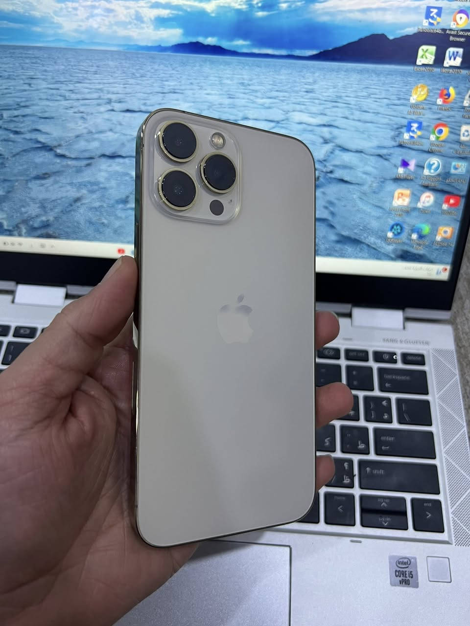 13 برو ماكس عدد 3 
ذاكره 128 
نموذج M تك سيم 
بطاريات 92 /96 /89 
شرط ما مفتوح 
سعر الجهاز 590 الف 
شراي خاص او اتصل 
*********** 
***********
