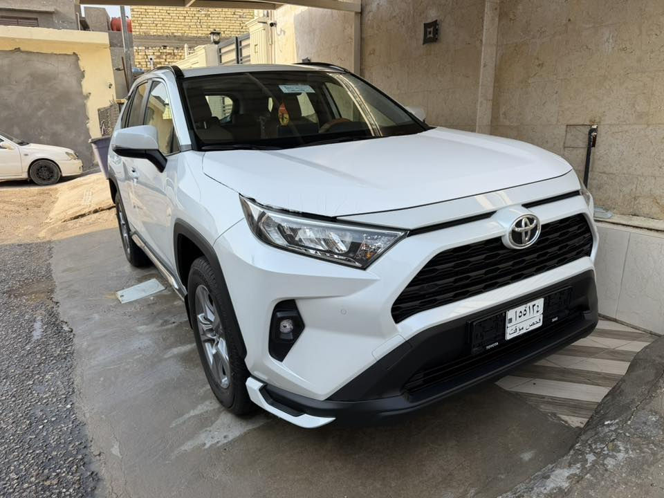 السلام عليكم راف فور ساز   للبيع
موديل 2025

ضمان 8 سنوات 

مصرفية وكالة عامة بأسمي 

ماشية 4500

زيروا كفالة عامة

كامل مواصفات (فور ويل -بصمة -تشغيل بعد -سلايد-حساسات)

بانزين فقط 

مرقم بغداد كامل 

السعر 238

للاستفسار اكثر الاتصال على الرقم

***********
