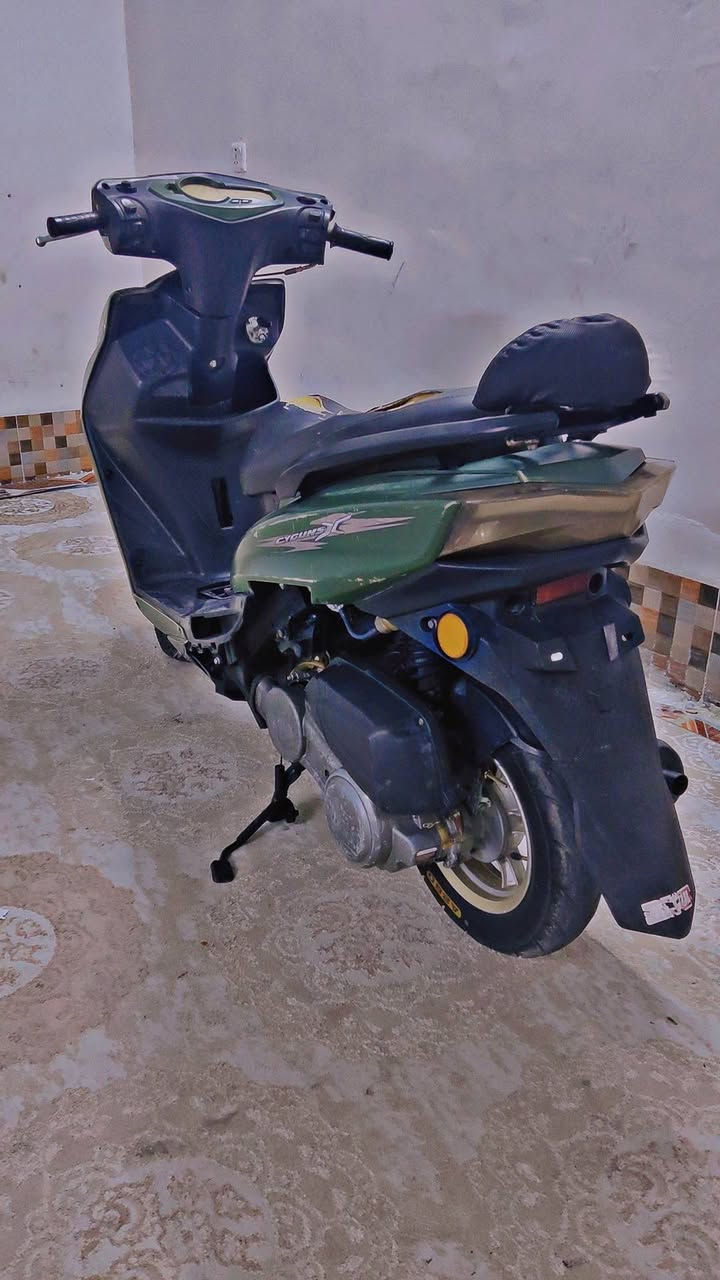 ماكس سكنس دراجه اوراق كامل أصولي باقي بس لوحات موديل 2019 سرعه 140 دراجه كفاله عامه  مابيه اي عطل أو نقص كله بل شرط علابلاد محرك ناعم لاصرف ولا بخار فول نشاط حيل ناعم كهربائيات وسلف ودشبول كله شغال ماطور فول نضافه سعره 300 بيه مجال قليل كركوك قادسيه الثانيه الرقم ***********
