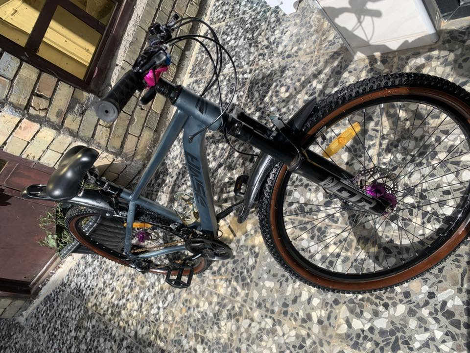 للبيع بايسكل
ياباني
حجم 26-28
الون رصاصي طافي
بريكات شغاله امامي وخلفي
كير 7 نمر والامامي 3 نمر المجموع 10 نمر
البايسكل جديد صار سبوع من جبته استخدمته كم يوم وضهري ما تحمل عندي انزلاغ فى ما فادني واريد ابيعه
مكاني العبيدي الرئاسه شارع 20
السعر 📍📍📍120 الف 📍📍📍قفل
الله شاهد ماخذه فوك ال 160 الف
***********
