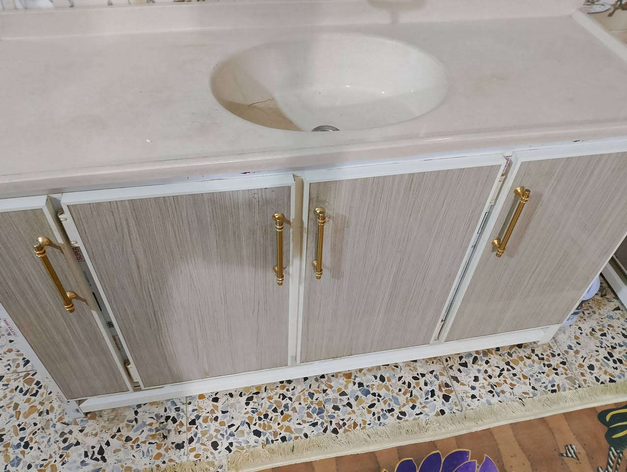 السعر 950وبي مجال صار شهرين ماخذته منشأة نصر رقم ***********
