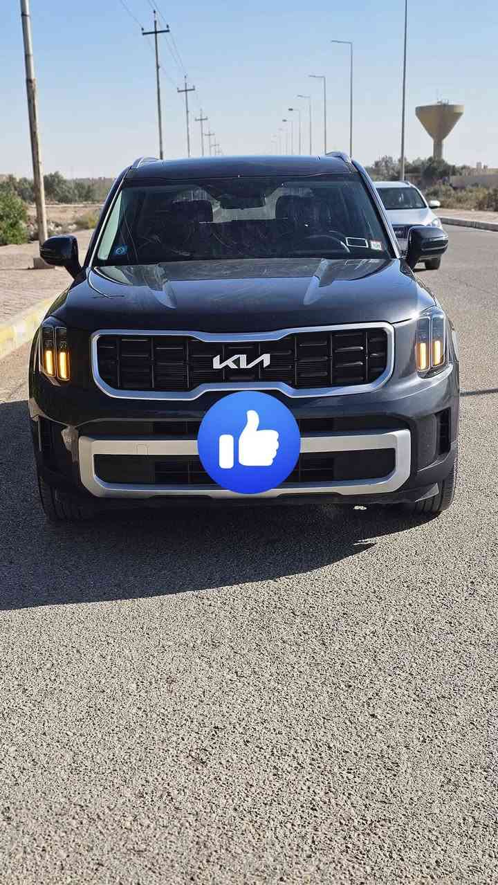 السلام عليكم كيا تيلورايد موديل 24 وارد امريكي حادث خفيف فول مواصفات ماعدا الجنطه ماشيه 27 رقم واسط الاتصال على الرقم ***********
