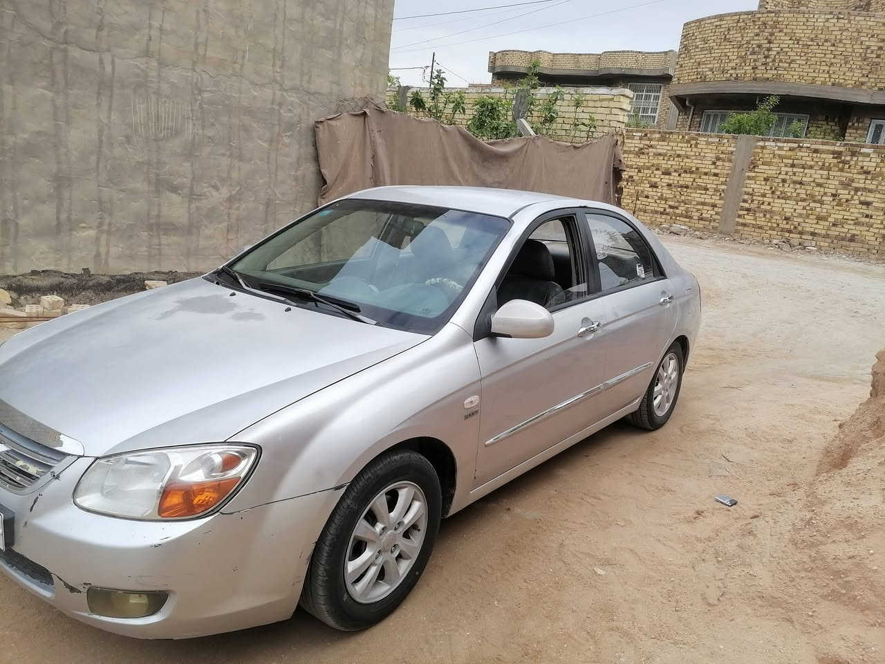 السلام عليكم كيه سيرتو موديل 2008خليجي بدون حادث وبدون صبغ عدئ شبر بلجاملغ السعر 83 وبيه مجال رقم بغداد بسمي تحويل مباشر  مكان السياره بابل الحله 
الاتصال *********** متوجد وتساب
