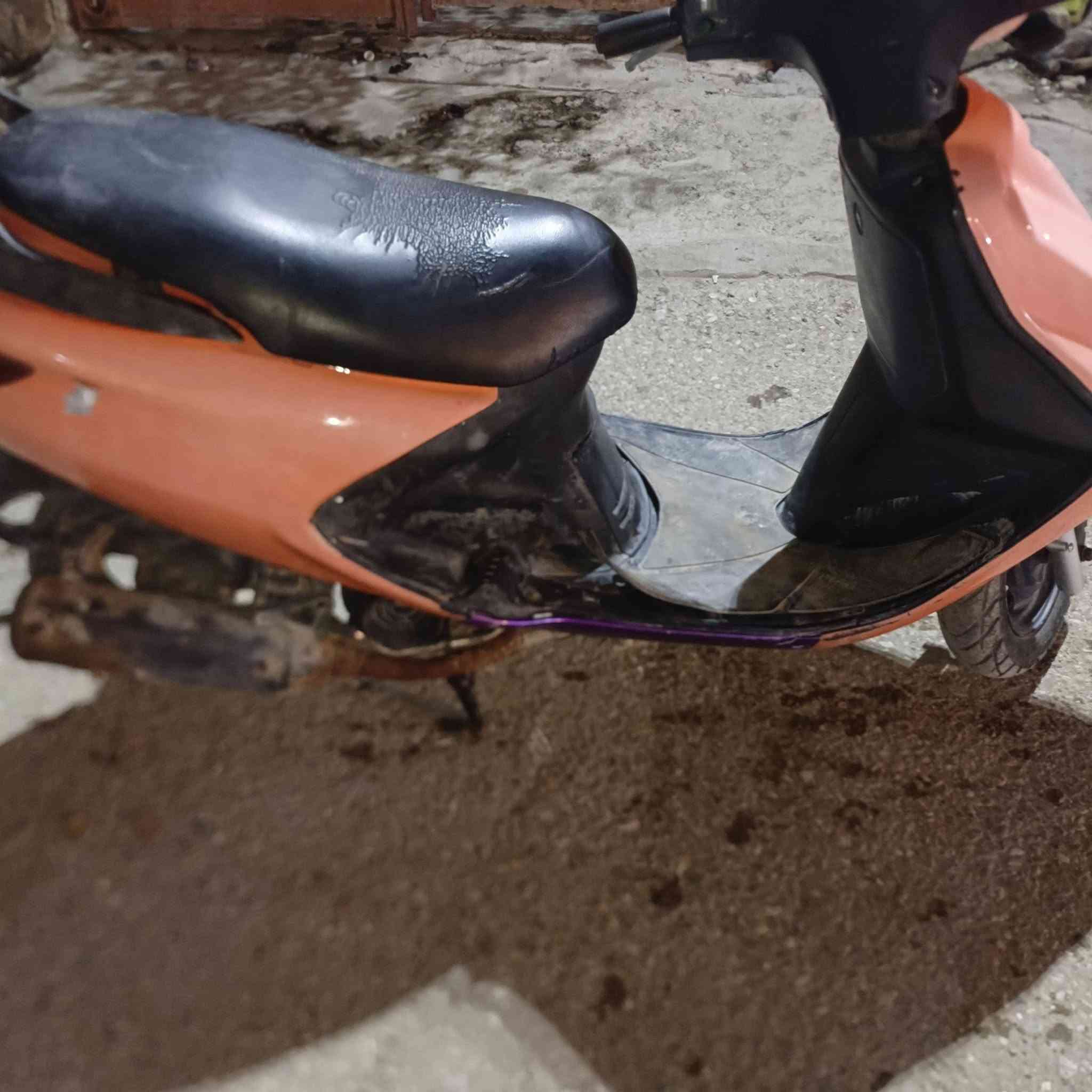 سلام عليكم دراجه كامله مابيه نقص اي شي كهربائيات كلها كامله لايت عالي ناصي اشاير يمنى يسرى باقي مكينتها خير من الله سعر 200بيه مجال مكاني ديالى بقعوبه تحرير رقم هاتف ***********
