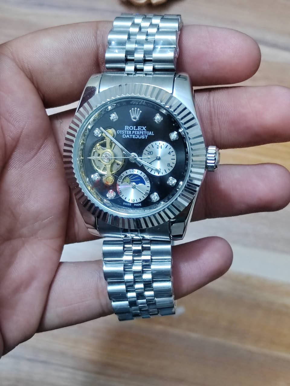 روليكس اوتماتيك موديلين سناتر والثاني ديت جيست
القطعة 40
القطعة 40
القطعة 40
حتى لحد يجي ويكول ثنينهن ب 40؟
*********** واتساب
