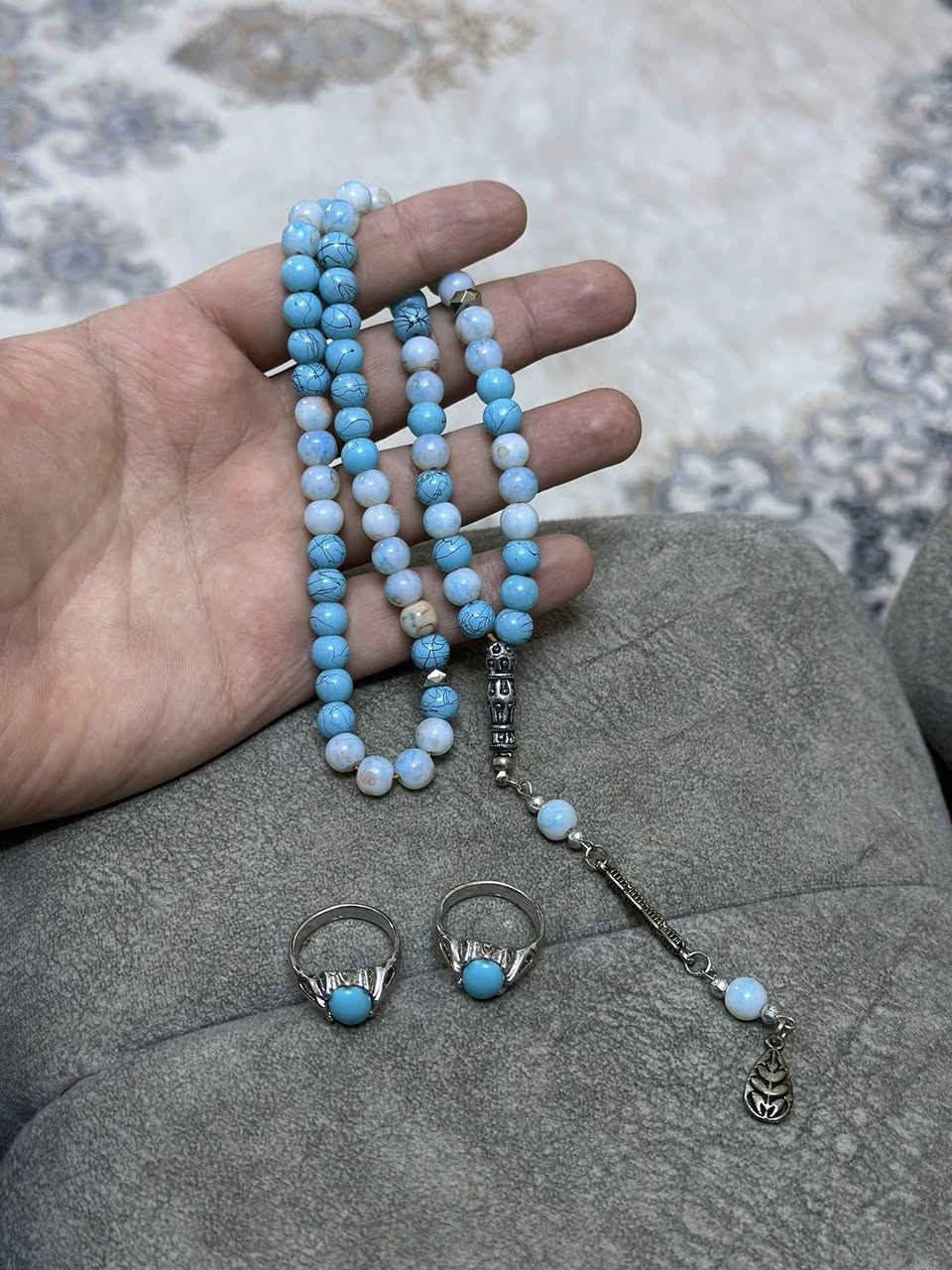 # غراض باله اوربي
قلايد عباس اباد ومحابس وفرعون ومجموعتها سعرها / 10 الف
 ساعة رولكس باله امزون قفل بحري سعرها / 10 الف 
محابس نيشابوري طلاء فضه مع سبحة نيشابوري / 10 الف 
يوجد توصيل لكل محافظات ***********
