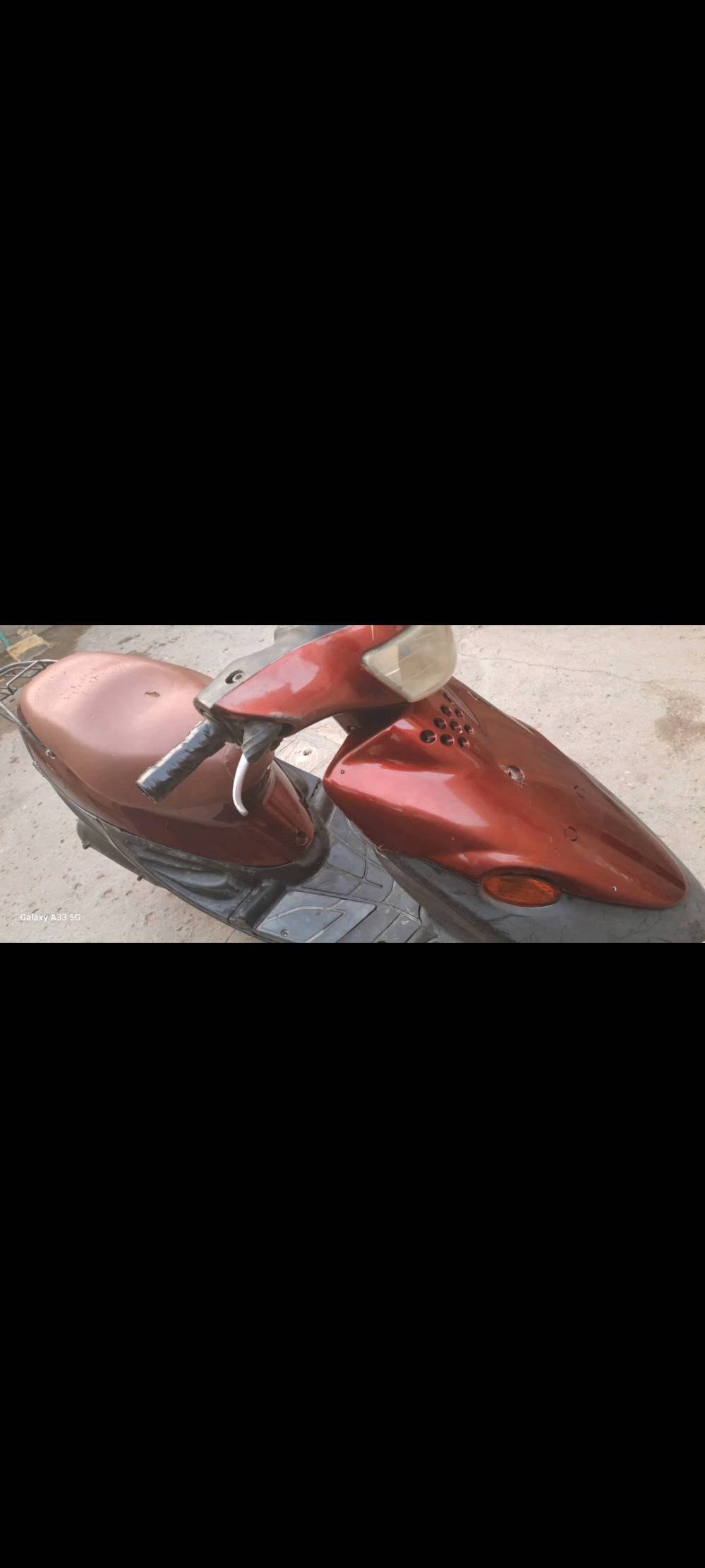 دراجه تسعة زروف للبيع شغاله كهربائيات شغاله ماا بيه ااي نقص السعر 200 بيه مجال بصره تنومه 
***********