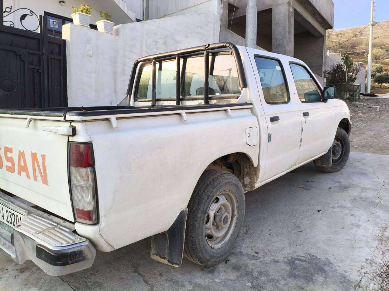 نیسان پیکاب 2002
-سەنەوی بەسەر نەچووە.
-تەبرید و پاوەرە .
-کارەبایی و کێچ 
ناو داشبوڵ هەمووی مەزبوت .
-چەمەلەغێک و بۆنیتی ڕەش و جێ جێی تریشی هەیە .
- تەحویل و غرامە بە شەرت . 

سـعـر : لە کۆمێنت داوابکە ڕاستەوخۆ بۆت دێت 📥 

گێڕ و مەکینە ئەکسلی بەشەرت .
هیچ کێشەیەکی تێدا نییە 

ژمارەی خاوەنەکەی 
-سلێمانی
***********
