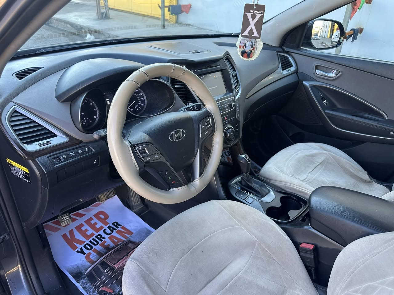 سنتافية گراند 2017 وارد امريكي ضرر قليل كلش بدون دواخل مواصفات كامرة خلفية 

شاشة كبيرة+ شاشة اعطال

مانع نزلاق + مانع نحدار 

ثلاث وضعيات قيادة 

سبعة راكب 

ستة سلندر 

فول تحكم ستيرن

ثلاث قطع تبريد

سايد بريك بل رجل

كشن كهرباء

بجم زنون بلادي + حاجب نهاري بعد بيهة مواصفات

السعر 158 بيها مجال ***********
